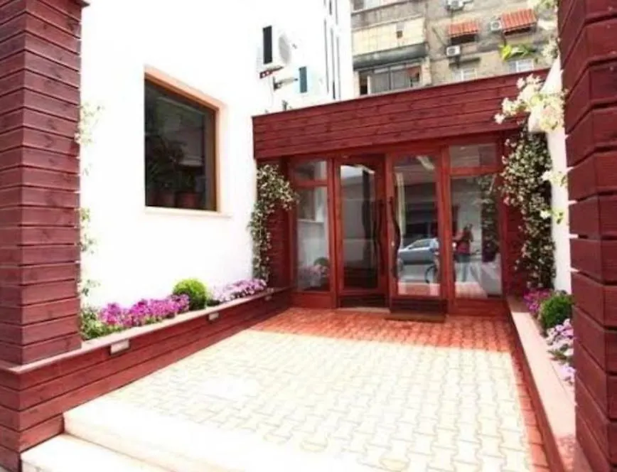 Hotel Boutique Artist Tirana 3*,